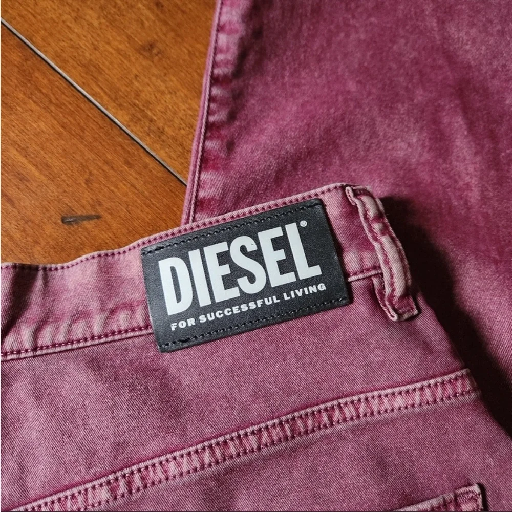 Diesel awesome jeans. Definitely statement piece. Mint condition, size 29 - Picture 2 of 7